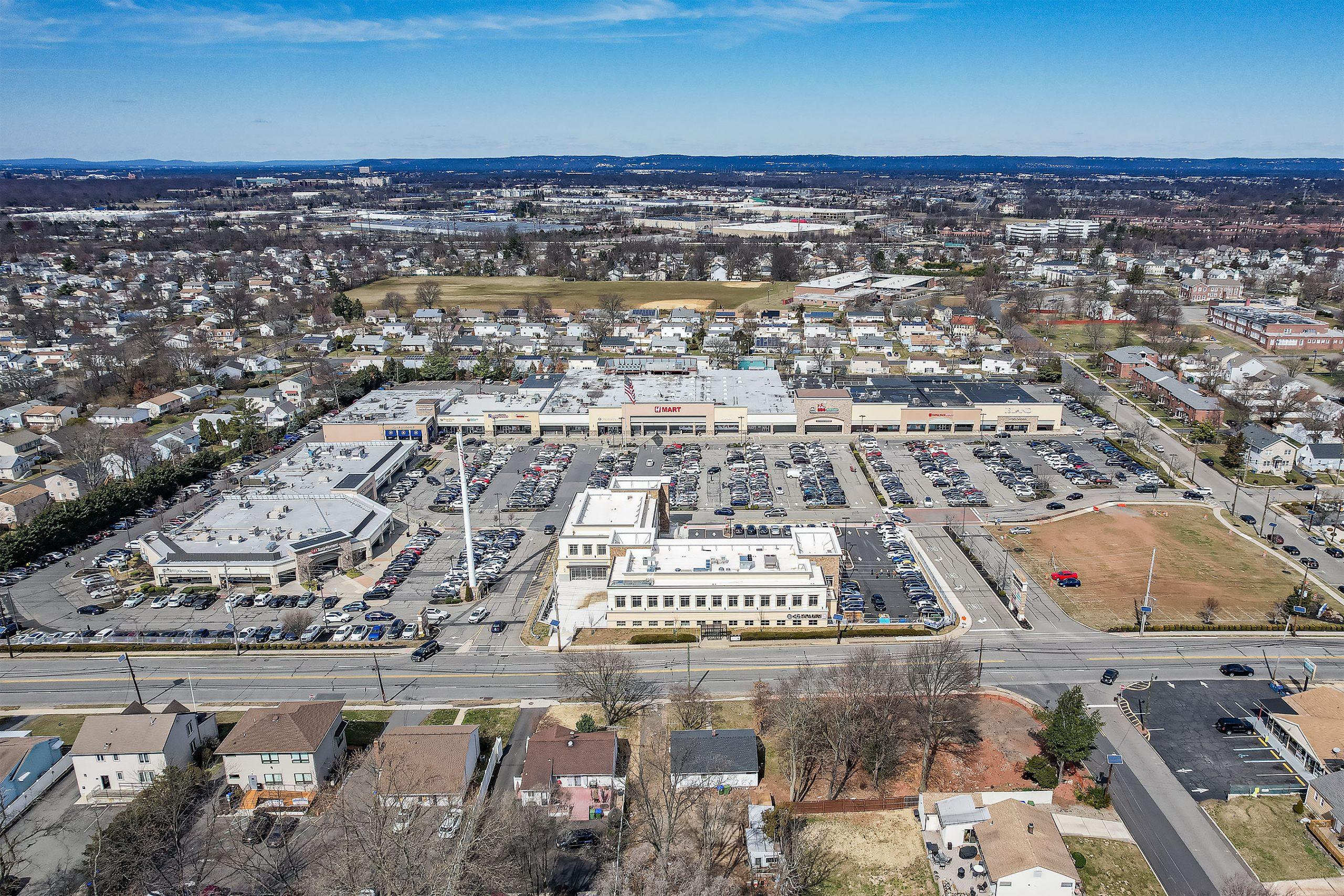 Festival Plaza Parking & Entrance